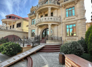 Satılır 6 otaqlı 500 m2 villa Qara Qarayev m.