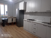 Satılır 2 otaqlı 66 m2 yeni tikili Saray