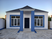 Satılır 3 otaqlı 200 m2 həyət evi Novxanı