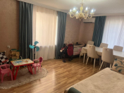 Satılır 2 otaqlı 67 m2 köhnə tikili 8 km