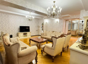 Satılır 3 otaqlı 145 m2 yeni tikili 28 May m.