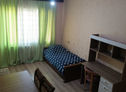 Satılır 2 otaqlı 66 m2 köhnə tikili Əhmədli m.