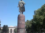 Satılır 2 otaqlı 75 m2 köhnə tikili 28 May m.