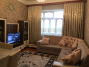 Satılır 3 otaqlı 80 m2 köhnə tikili Əhmədli m.