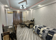 Satılır 2 otaqlı 60 m2 yeni tikili İnşaatçılar m.