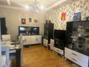 Satılır 2 otaqlı 50 m2 köhnə tikili 1 mkr