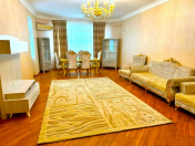 Satılır 3 otaqlı 160 m2 yeni tikili AMAY