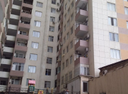 Satılır 2 otaqlı 80 m2 yeni tikili Nizami m.