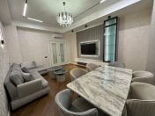 İcarəyə verilir 3 otaqlı 140 m2 yeni tikili Ağ şəhər