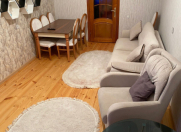 Satılır 2 otaqlı 75 m2 yeni tikili Memar Əcəmi m.