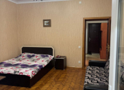 İcarəyə verilir 1 otaqlı 40 m2 köhnə tikili Sahil m.