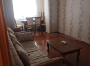 İcarəyə verilir 3 otaqlı 62 m2 köhnə tikili Şah İsmayıl Xətai m.