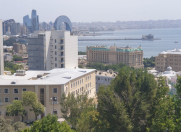 İcarəyə verilir 3 otaqlı 70 m2 köhnə tikili İçəri Şəhər m.