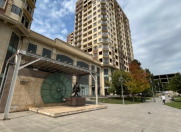 Satılır 1 otaqlı 220 m2 obyekt 28 May m.