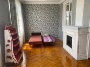 İcarəyə verilir 3 otaqlı 80 m2 köhnə tikili Nəriman Nərimanov m.