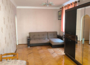 İcarəyə verilir 2 otaqlı 35 m2 köhnə tikili İçəri Şəhər m.