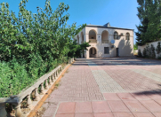 İcarəyə verilir 4 otaqlı 250 m2 bağ evi Novxanı