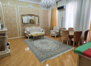 İcarəyə verilir 3 otaqlı 100 m2 köhnə tikili Sahil m.