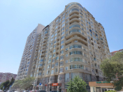 Satılır 3 otaqlı 138 m2 yeni tikili AMAY