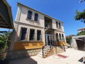 Satılır 4 otaqlı 200 m2 bağ evi Mərdəkan