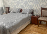 İcarəyə verilir 2 otaqlı 70 m2 köhnə tikili Sahil m.