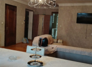 İcarəyə verilir 4 otaqlı 110 m2 köhnə tikili 28 May m.