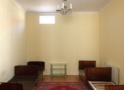 İcarəyə verilir 2 otaqlı 45 m2 köhnə tikili İnşaatçılar m.