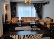 İcarəyə verilir 4 otaqlı 180 m2 yeni tikili Gənclik m.