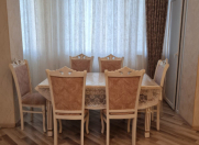 İcarəyə verilir 3 otaqlı 90 m2 köhnə tikili 28 May m.