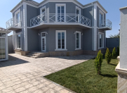 Satılır 5 otaqlı 240 m2 həyət evi Binə