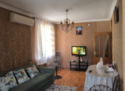 Satılır 3 otaqlı 57 m2 köhnə tikili Bakıxanov