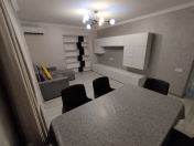 İcarəyə verilir 2 otaqlı 60 m2 köhnə tikili İnşaatçılar m.