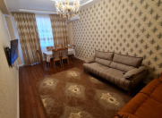 Satılır 2 otaqlı 77 m2 yeni tikili 8 Noyabr m.