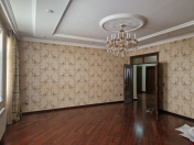 Satılır 3 otaqlı 130 m2 yeni tikili Gənclik m.