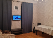 İcarəyə verilir 2 otaqlı 46 m2 köhnə tikili Elmlər Akademiyası m.