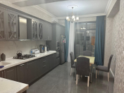 Satılır 3 otaqlı 140 m2 yeni tikili 9 mkr