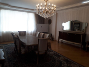 Satılır 3 otaqlı 160 m2 yeni tikili Memar Əcəmi m.