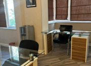 İcarəyə verilir 2 otaqlı 40 m2 ofis Azadlıq meydanı