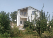 Satılır 5 otaqlı 180 m2 villa Qusar