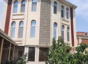 Satılır 7 otaqlı 428 m2 villa Badamdar