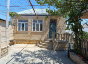 Satılır 2 otaqlı 4.5 m2 bağ evi Novxanı