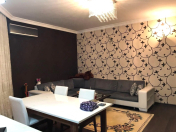 Satılır 2 otaqlı 60 m2 yeni tikili 8 Noyabr m.