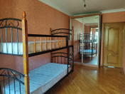 Satılır 3 otaqlı 70 m2 köhnə tikili Nəriman Nərimanov m.