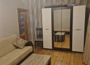 Satılır 1 otaqlı 45 m2 köhnə tikili 9 mkr