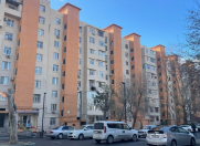 Satılır 4 otaqlı 100 m2 köhnə tikili Əhmədli m.