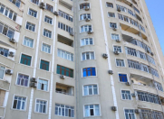 Satılır 2 otaqlı 70 m2 yeni tikili İnşaatçılar m.