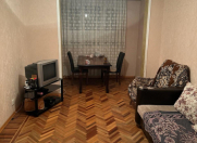 Satılır 3 otaqlı 70 m2 köhnə tikili Nəsimi r.