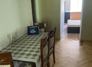 Satılır 2 otaqlı 55 m2 köhnə tikili Tibb Universiteti