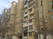 Satılır 2 otaqlı 51 m2 köhnə tikili Əhmədli m.