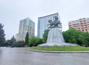 Satılır 4 otaqlı 130 m2 yeni tikili Gənclik m.